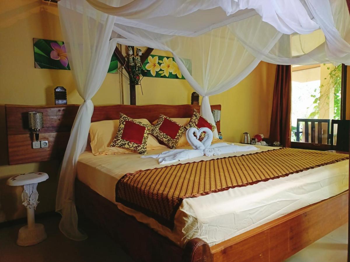 Tangkoko Sanctuary Villa Bitung Extérieur photo