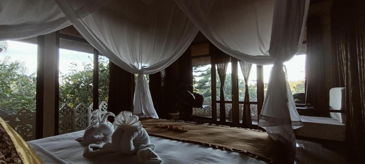 Tangkoko Sanctuary Villa Bitung Extérieur photo